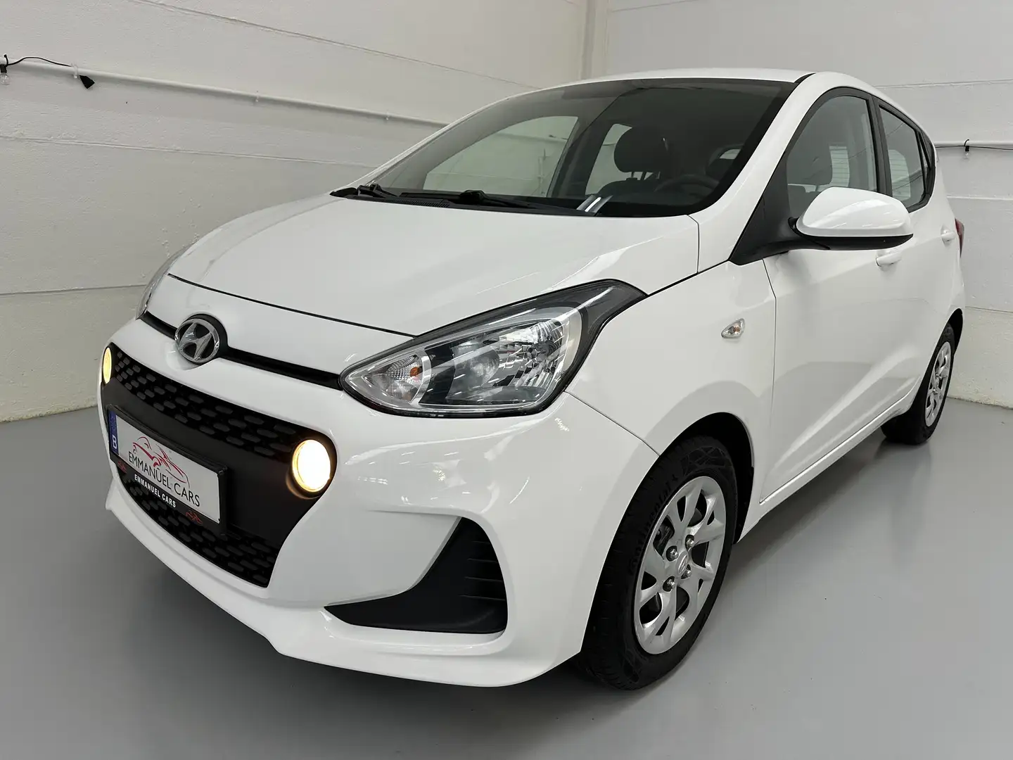 Hyundai i10 1.0i Air-co+Kit hiver complet. GARANTIE 1AN! Blanc - 2