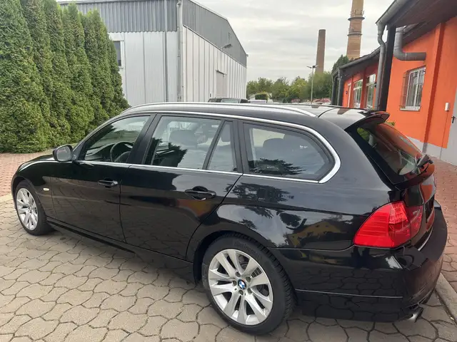 BMW 3 Series view 7