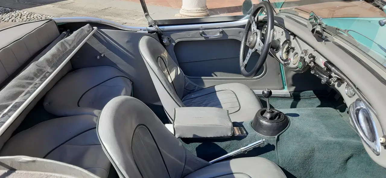 Austin-Healey 3000 MK II BT7 2+2, foto 11