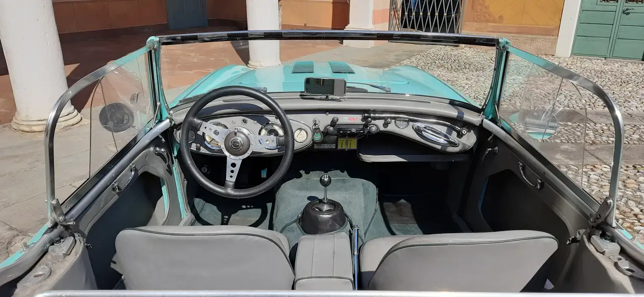 Austin-Healey 3000 MK II BT7 2+2, foto 9