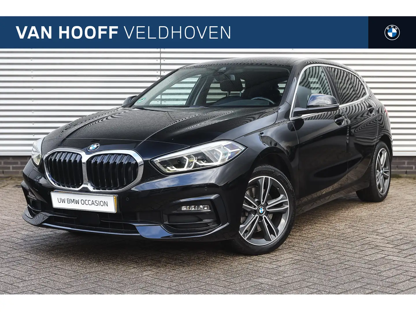 BMW 118 1 Serie 118i Sport Line Automaat / Trekhaak / Spor Zwart - 1