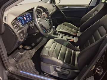 Navi,LED,Leder Sportsitze,Rückfahrk.,ACC,ISOFIX