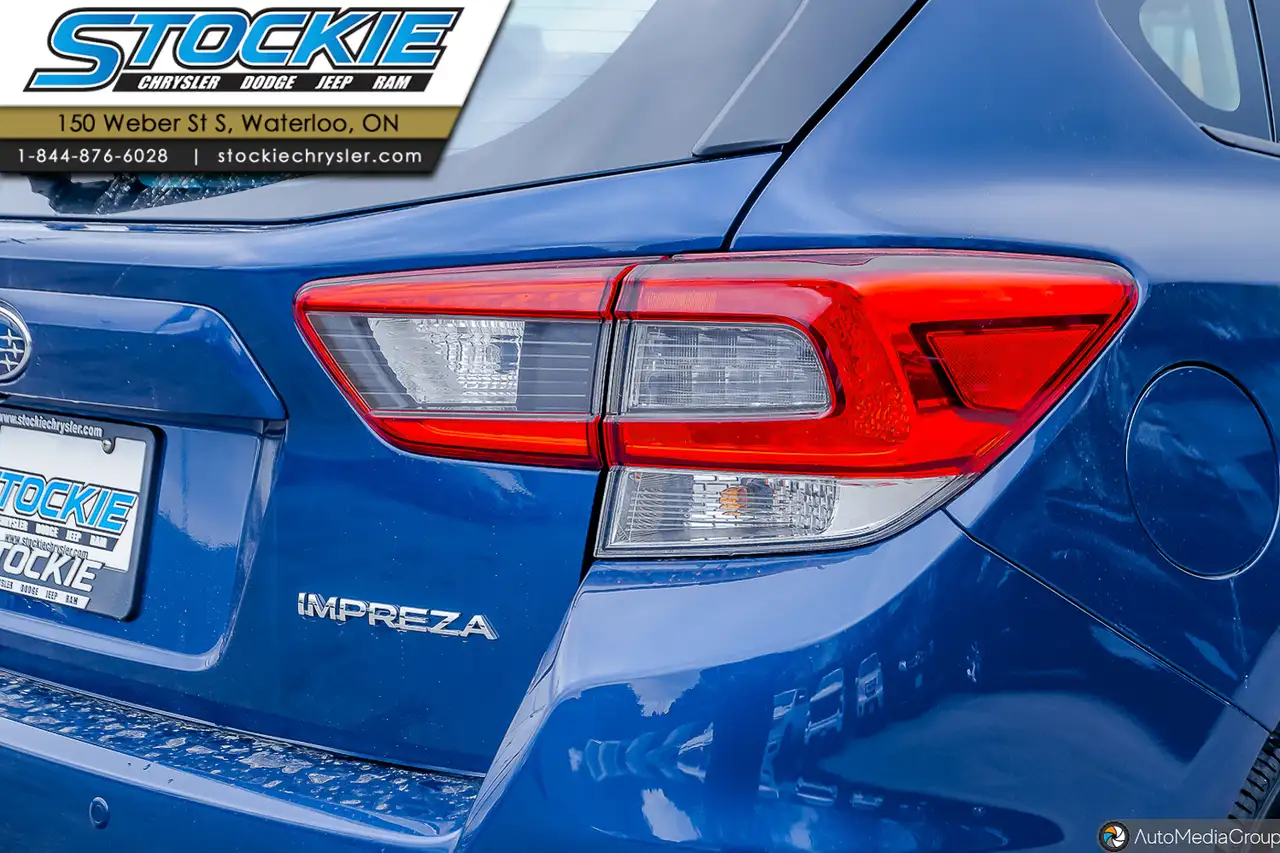 Subaru Impreza снимка Subaru Impreza