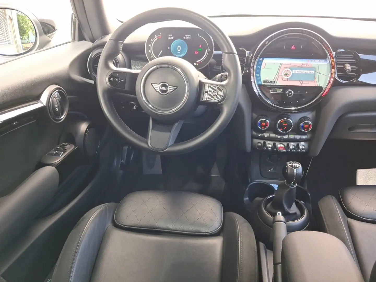 MINI Cooper 3-T LED Navi PAno SHZ AppeCarPlay Schwarz - 2