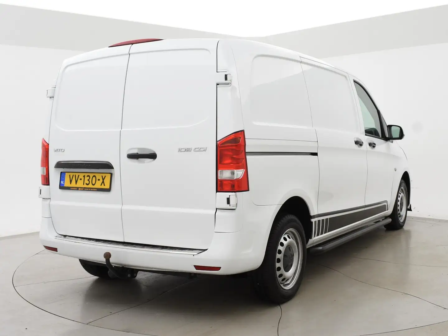 Mercedes-Benz Vito 109 CDI | DAB | BLUETOOTH | SIDE-BARS | TREKHAAK Blanc - 2