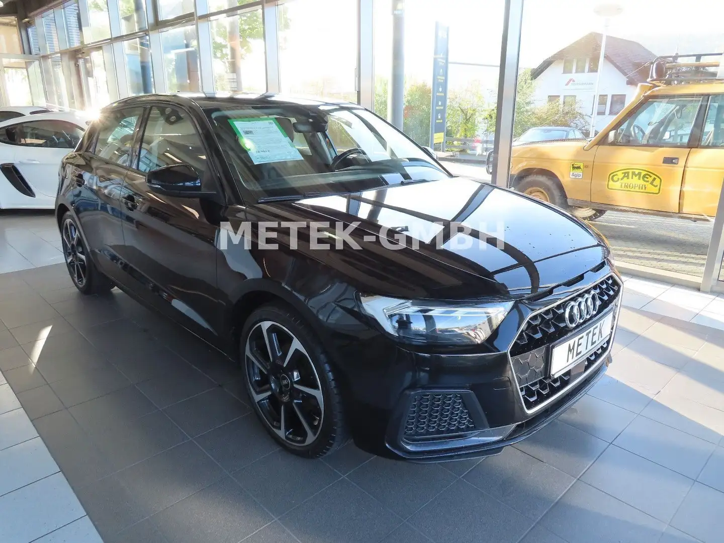 Audi A1 Sportback 30 TFSI advanced LED NAVI Noir - 2