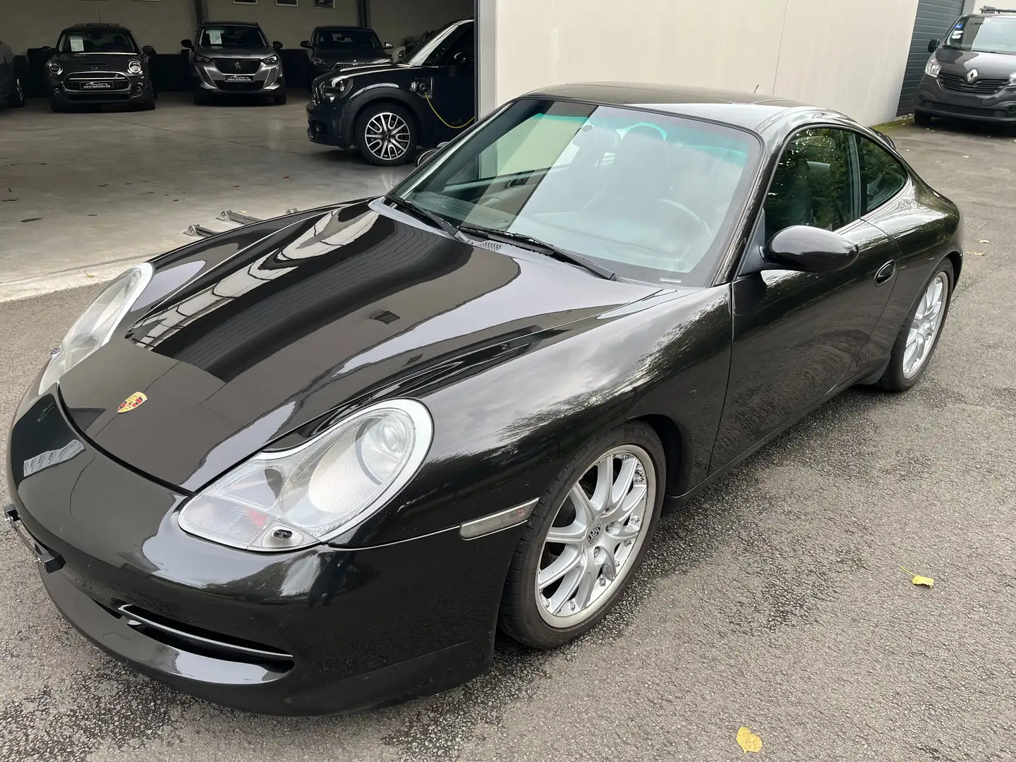 Porsche 911 3.4i CARRERA 2 - HISTORIQUE BELGE COMPLET Noir - 1