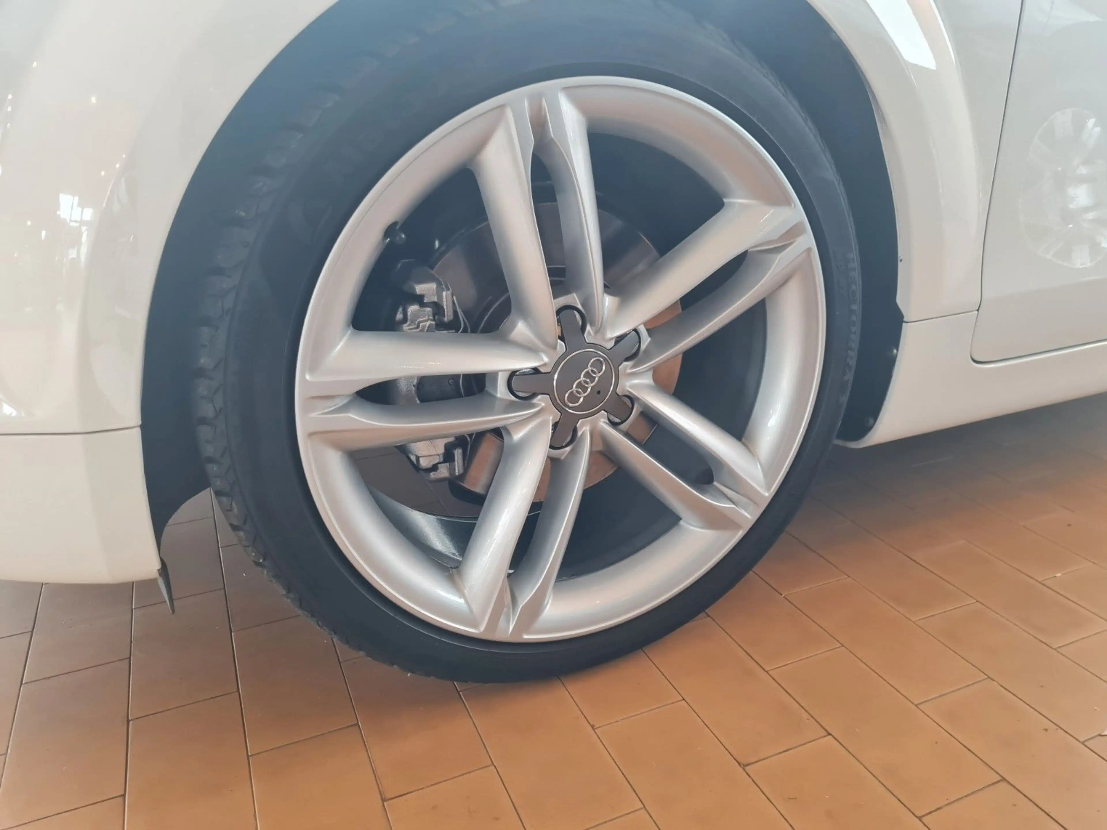 Audi TT Roadster 2.0 TFSI — photo 7