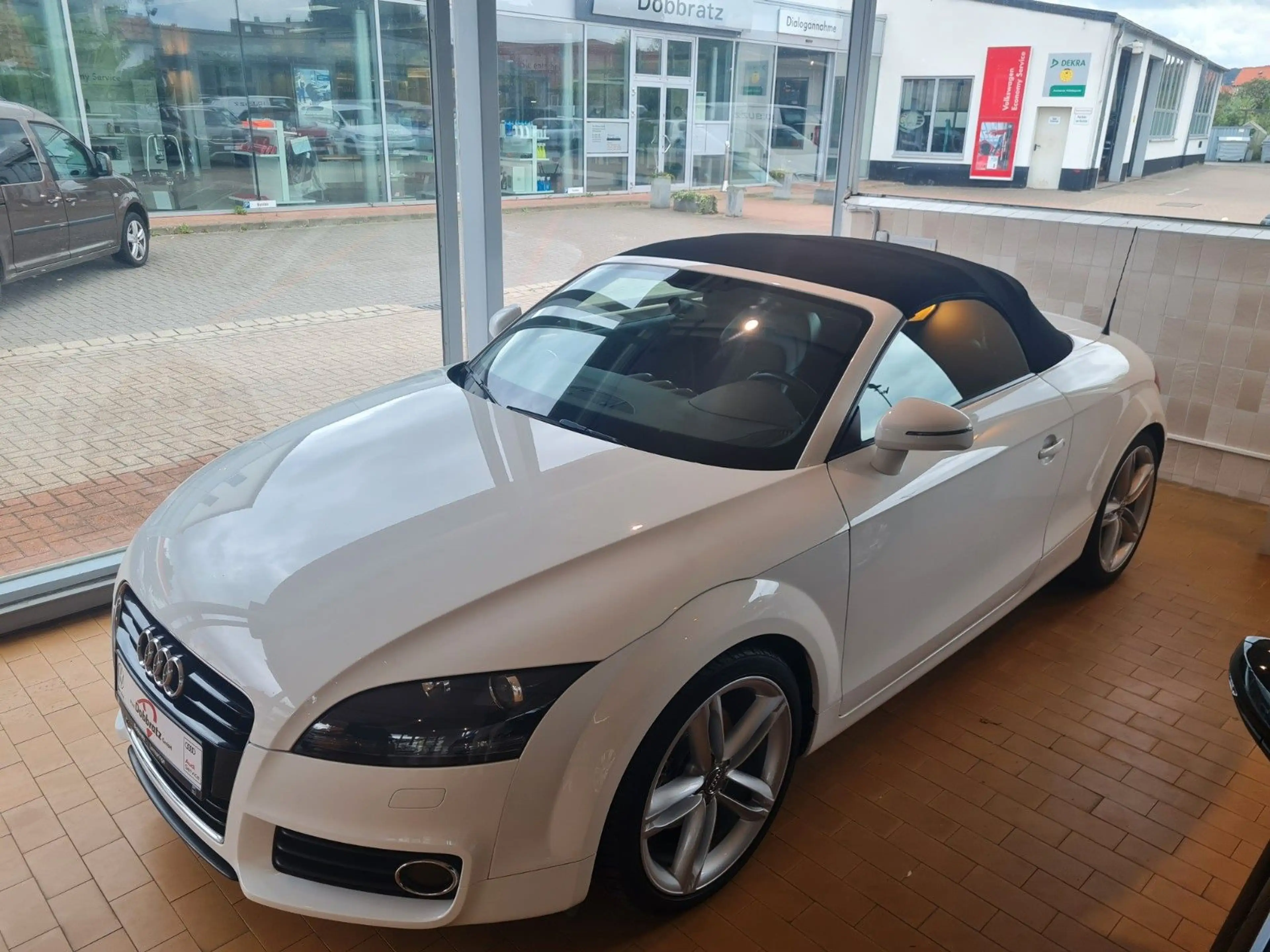 Audi TT Roadster 2.0 TFSI — photo 13