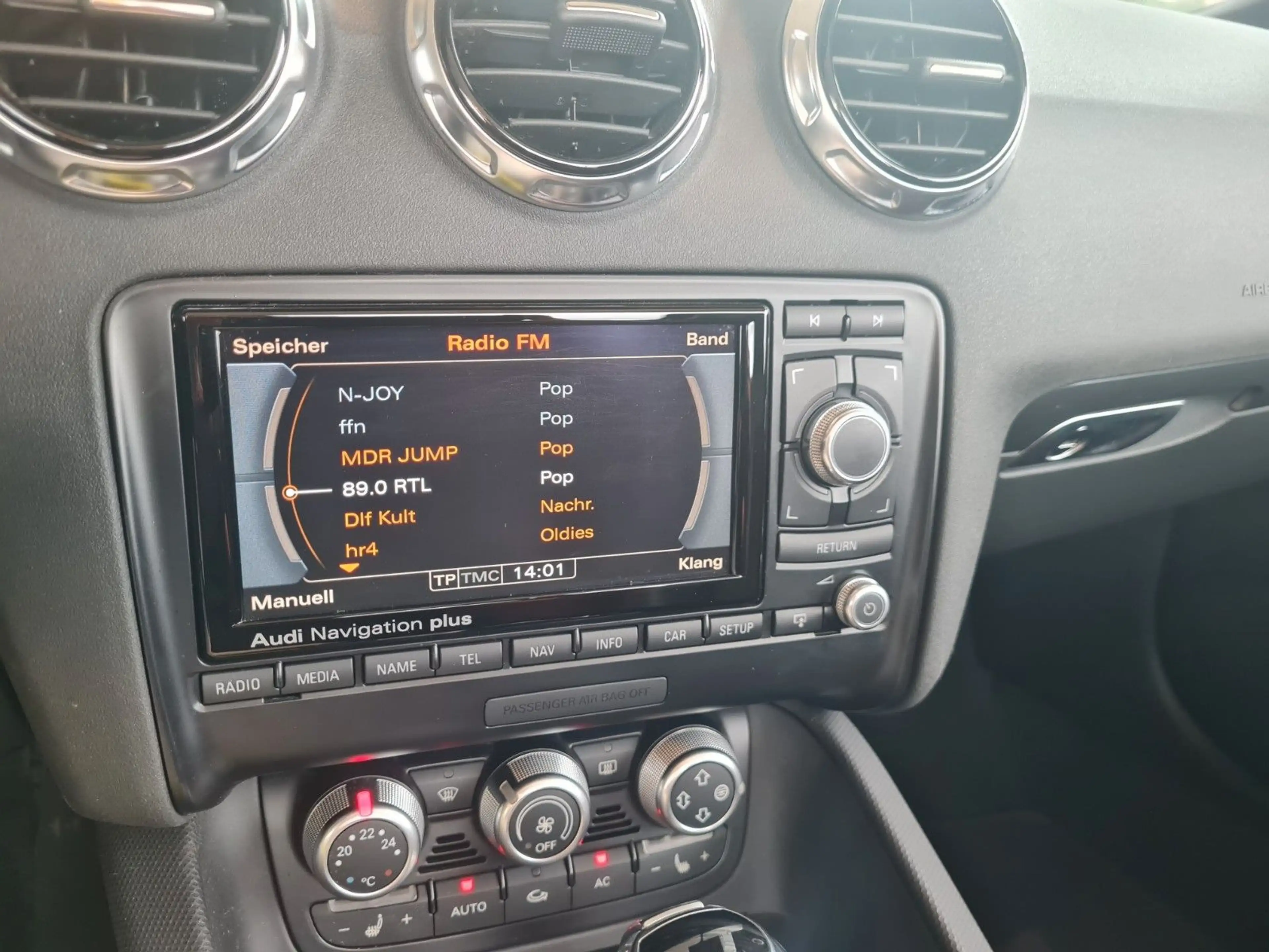 Audi TT Roadster 2.0 TFSI — photo 8