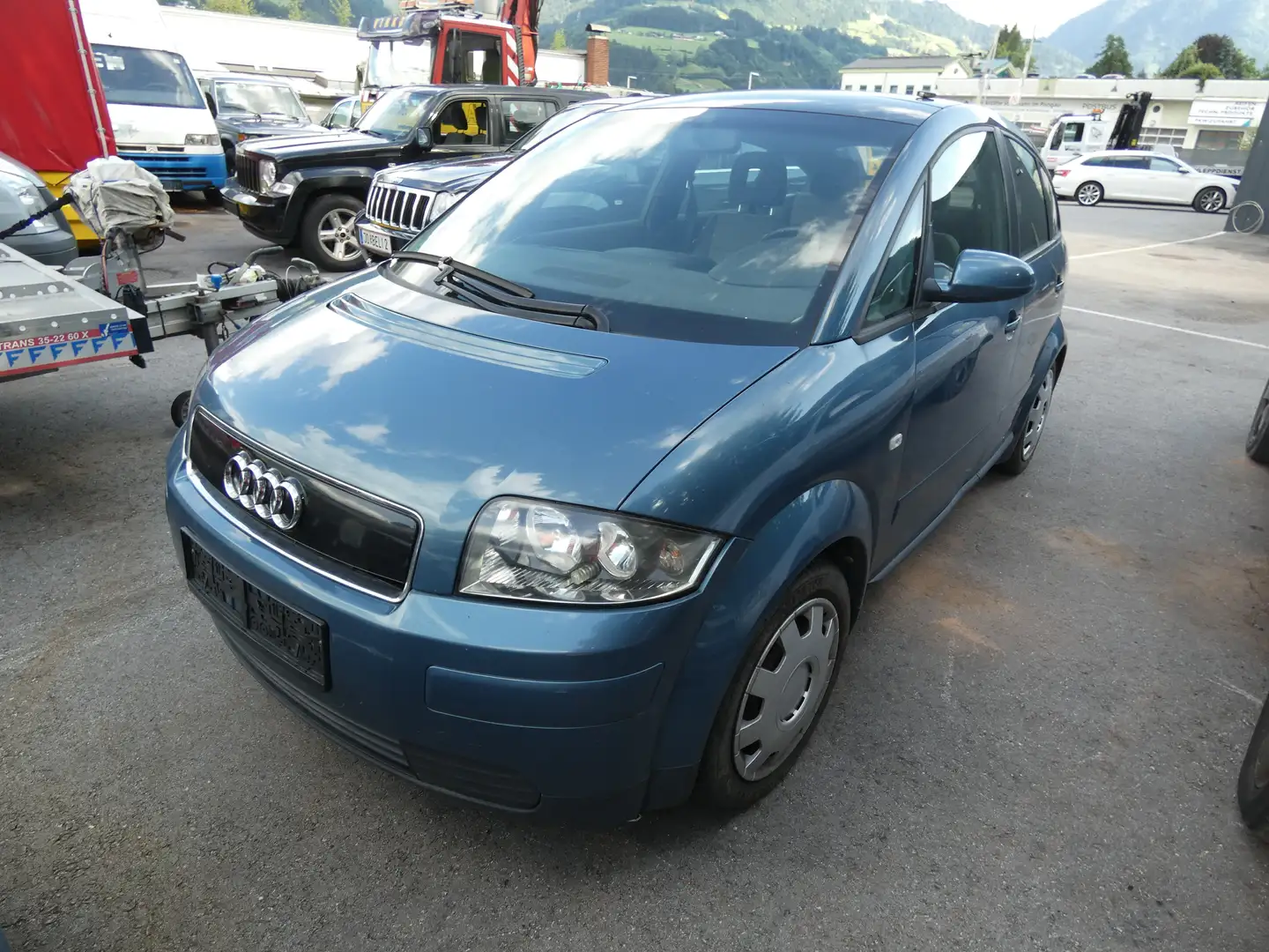 Audi A2 1,4 TDI Bleu - 1