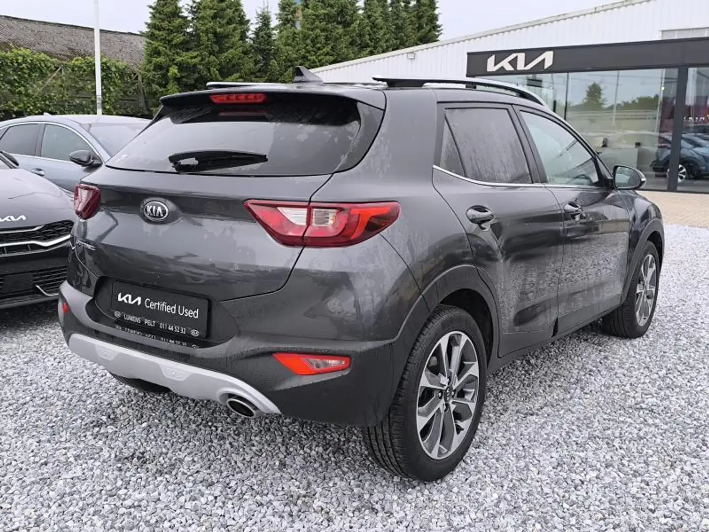 Kia Stonic Fusion 1.4 ISG Šedá - 2