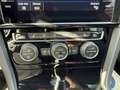Volkswagen Golf Golf 1.6 16V TDI CR - 115 BERLINE Confortline GPS + RADAR AV/AR + CLIM Weiß - thumbnail 21