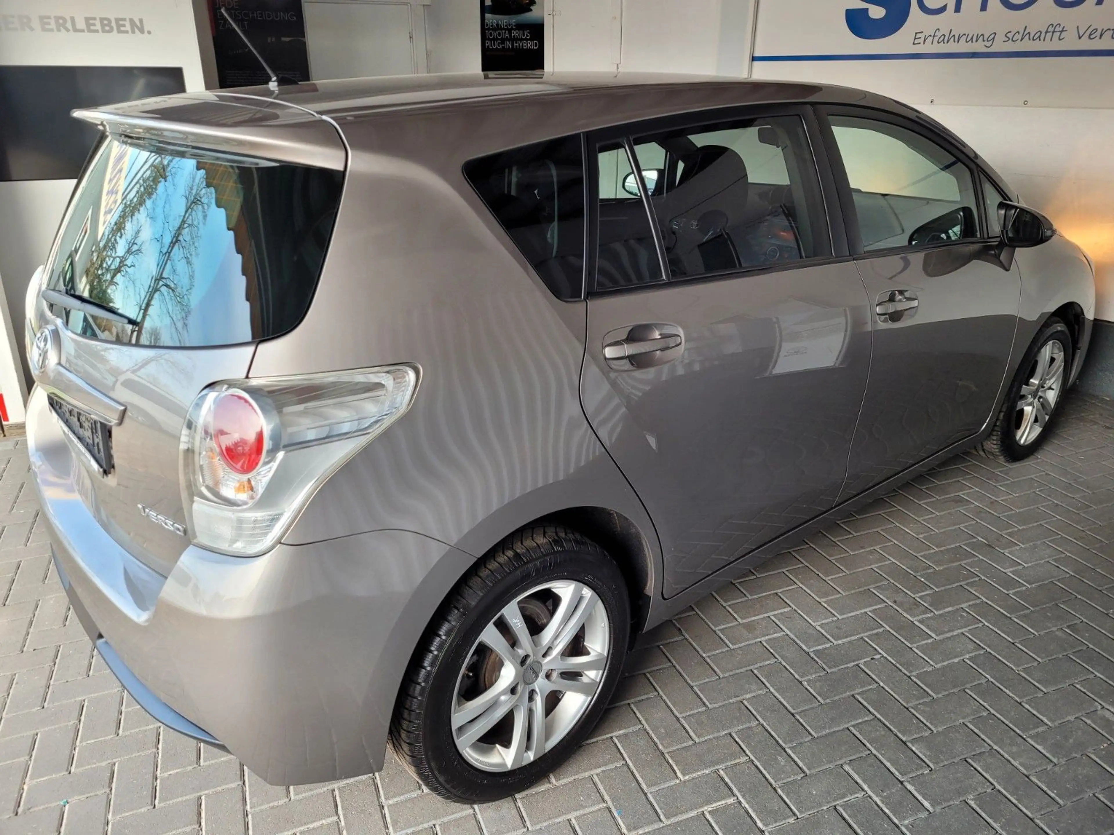 Toyota Verso Comfort*1.BESITZ*NAVI*KAMERA*SCHECKHEFT* — photo 8