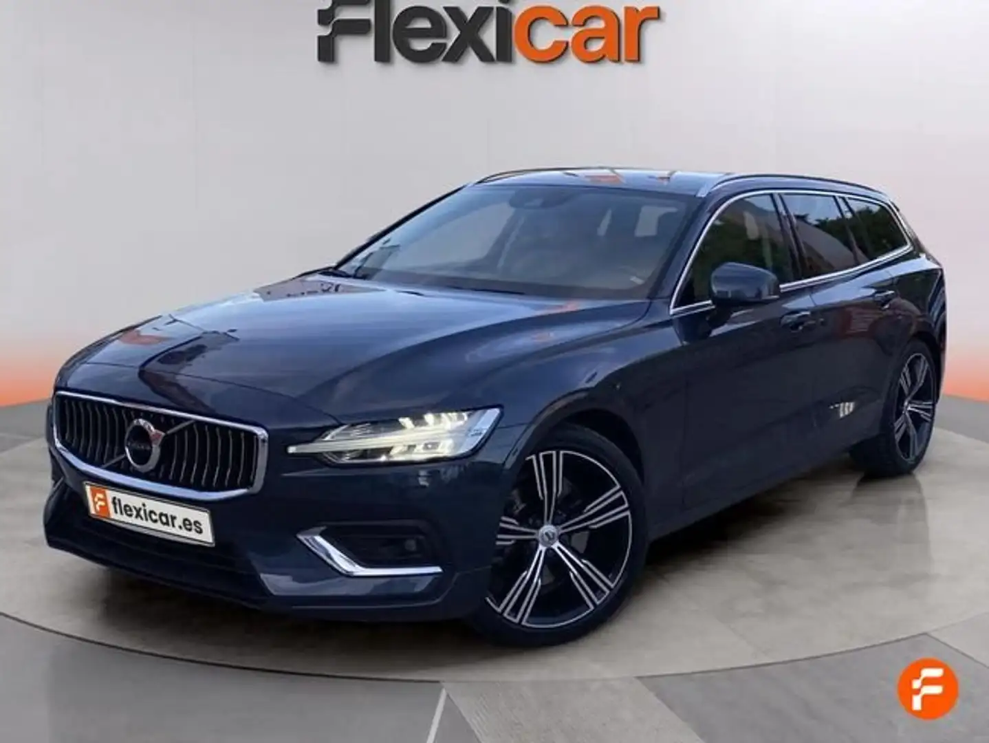 Volvo V60 D4 Momentum Aut. Gris - 2