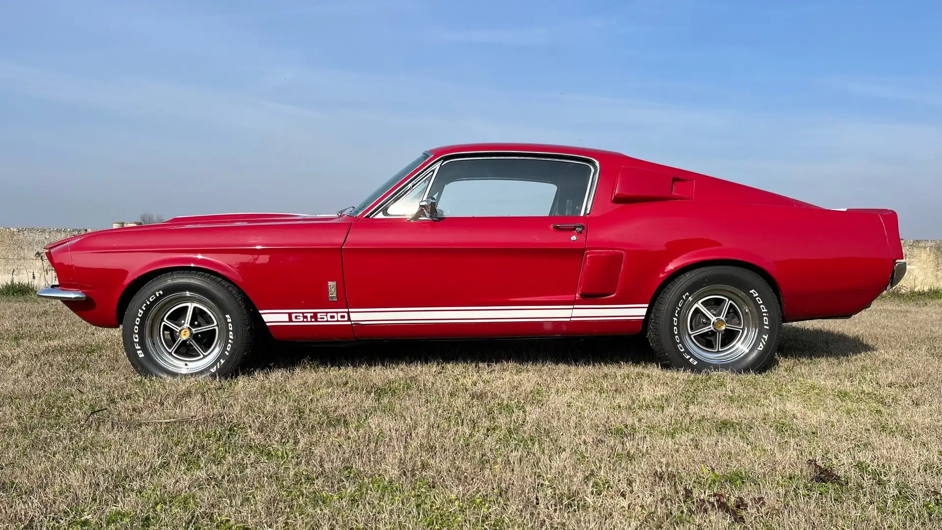 Ford Mustang Fastback GT500 Rosso - 2