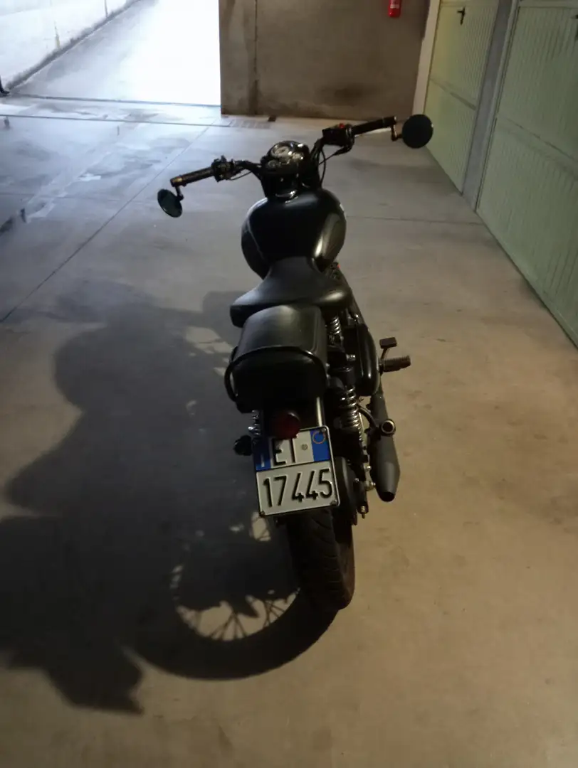 Royal Enfield Classic Negru - 1