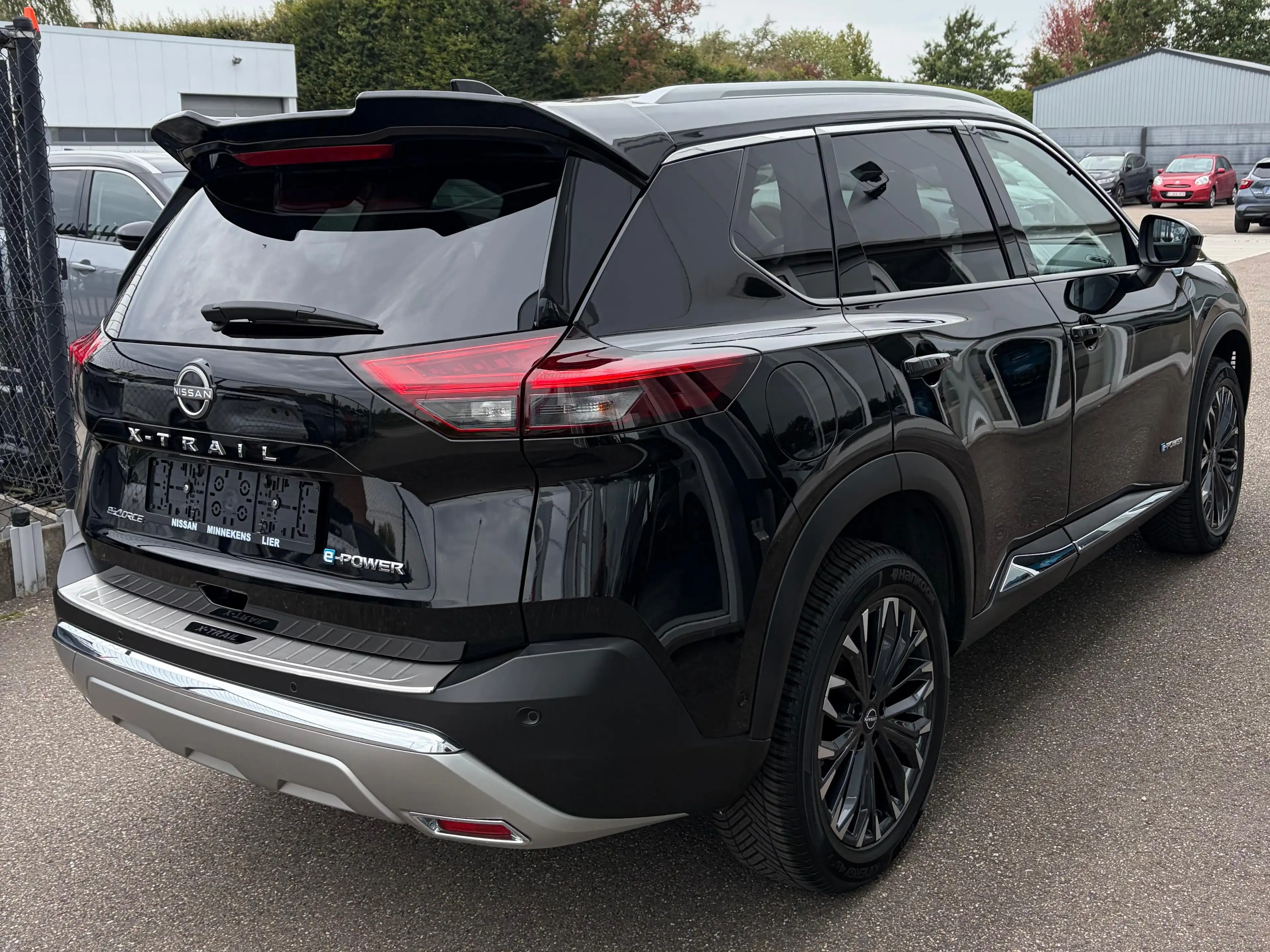 Nissan X-Trail X-Trail 1.5 e-Power e-4ORCE 4WD Tekna + Glass roof — photo 3