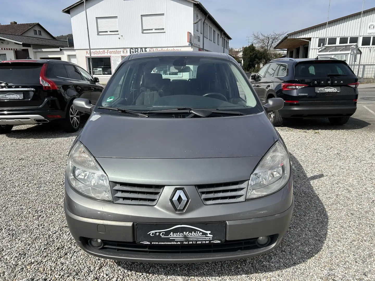 Renault Grand Scenic Grand Dynamique 1.9 dCi 7-Sitzer Klima PDC Gris - 1