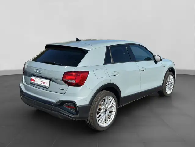 Audi Q2 view 3