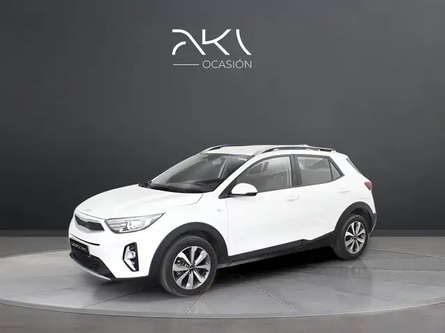 Kia Stonic 1.0 T-GDi MHEV Concept 100