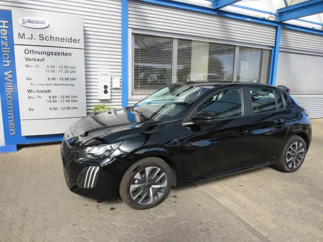 Peugeot 208 view 2