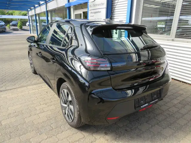 Peugeot 208 view 7