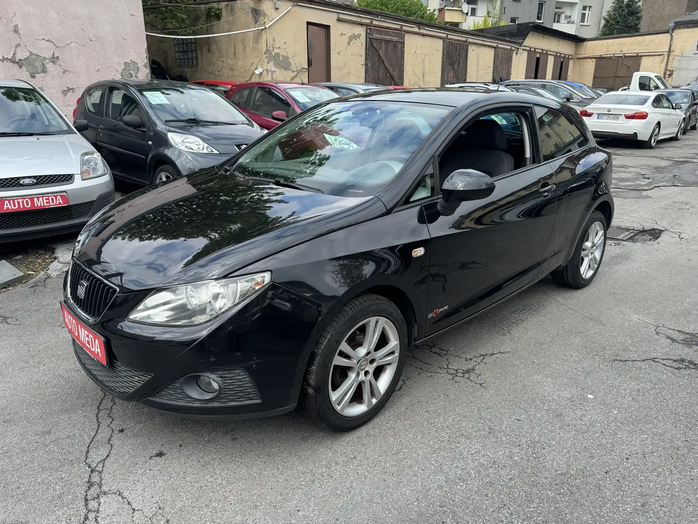 SEAT Ibiza Copa*Klimaaut.*Alufelgen*Euro 5*Tüv 09/26*TOP Noir - 1