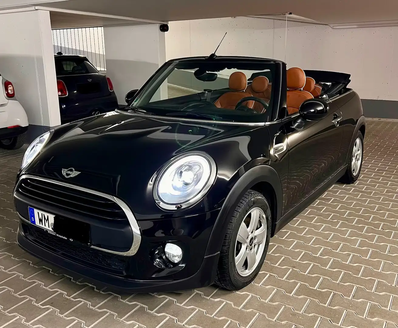 MINI One Cabrio Mini One Cabrio Schwarz - 1