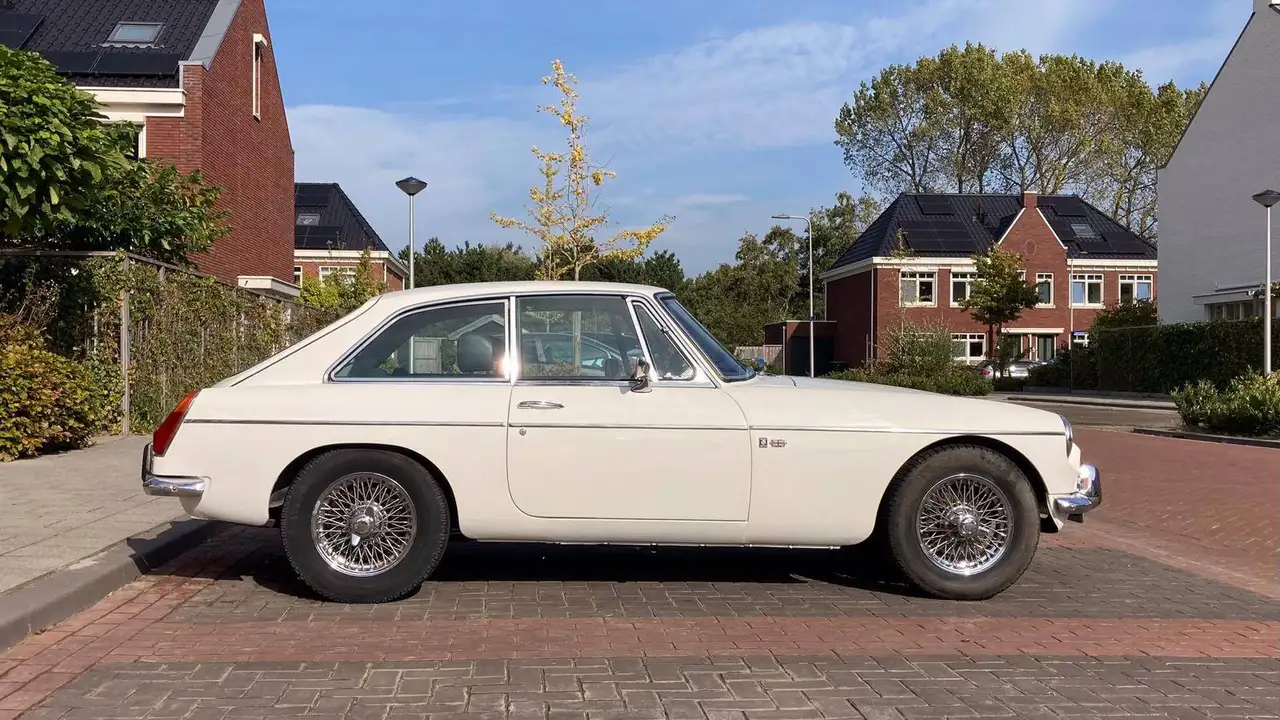 MGB GT, foto 6