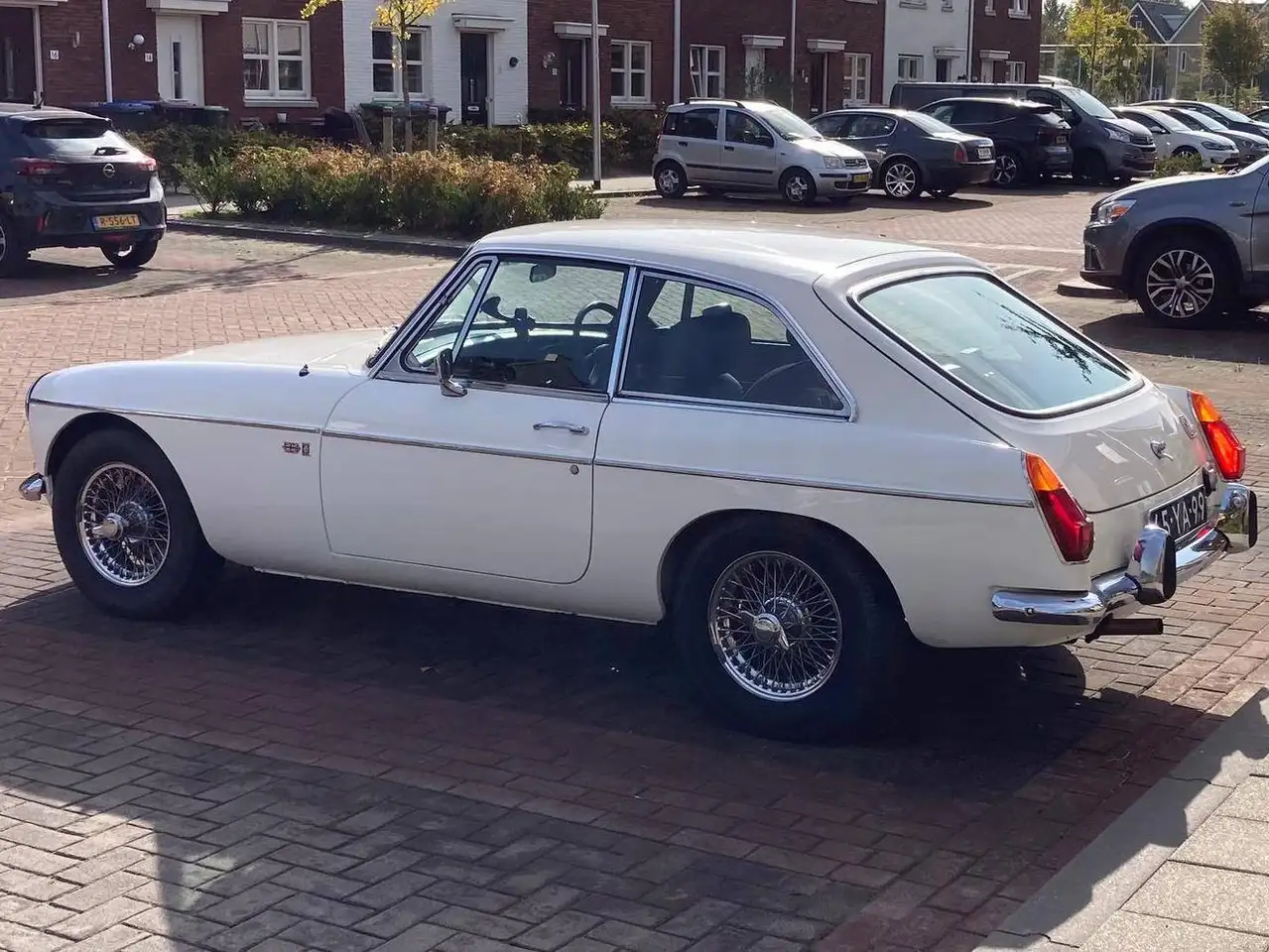 MGB GT, foto 3
