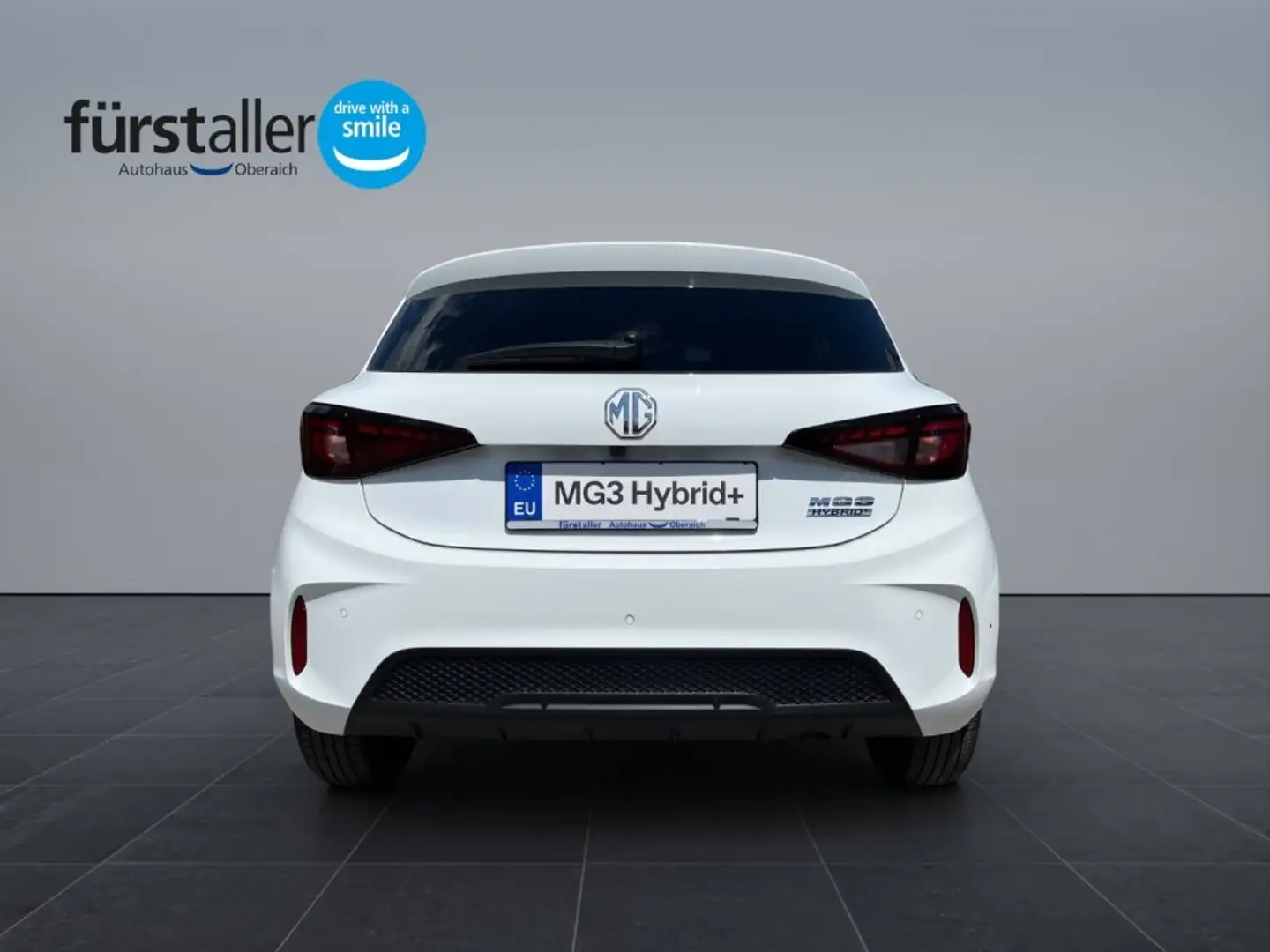 MG MG3 1,5 HEV Luxury Weiß - 2