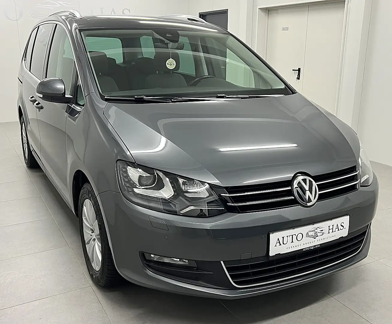 Volkswagen Sharan Comfortline SCR 2,0 TDI DSG *7-Sitzer*Pano* Grau - 1