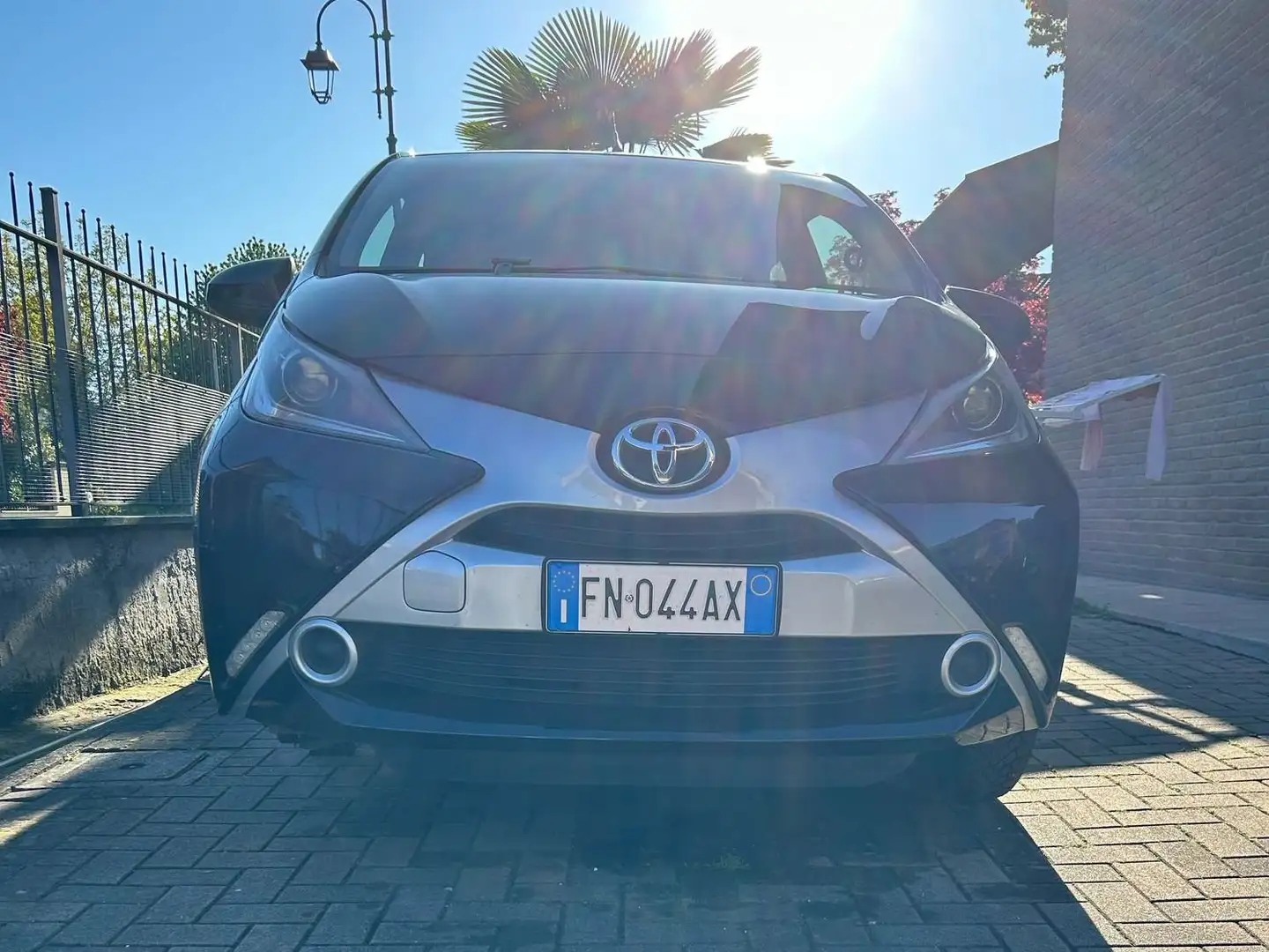 Toyota Aygo Aygo II 2014 5p 1.0 x-business Nero - 1