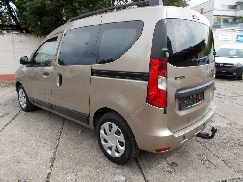 Dacia Dokker SCe *NAVI*KLIMA*SHZ*PDC*CAM*AHZV*1.Hand* — photo 5