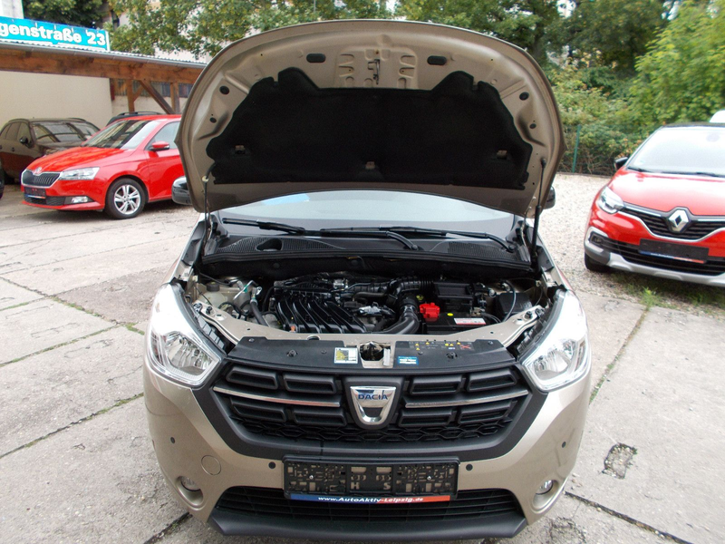 Dacia Dokker SCe *NAVI*KLIMA*SHZ*PDC*CAM*AHZV*1.Hand* — photo 10