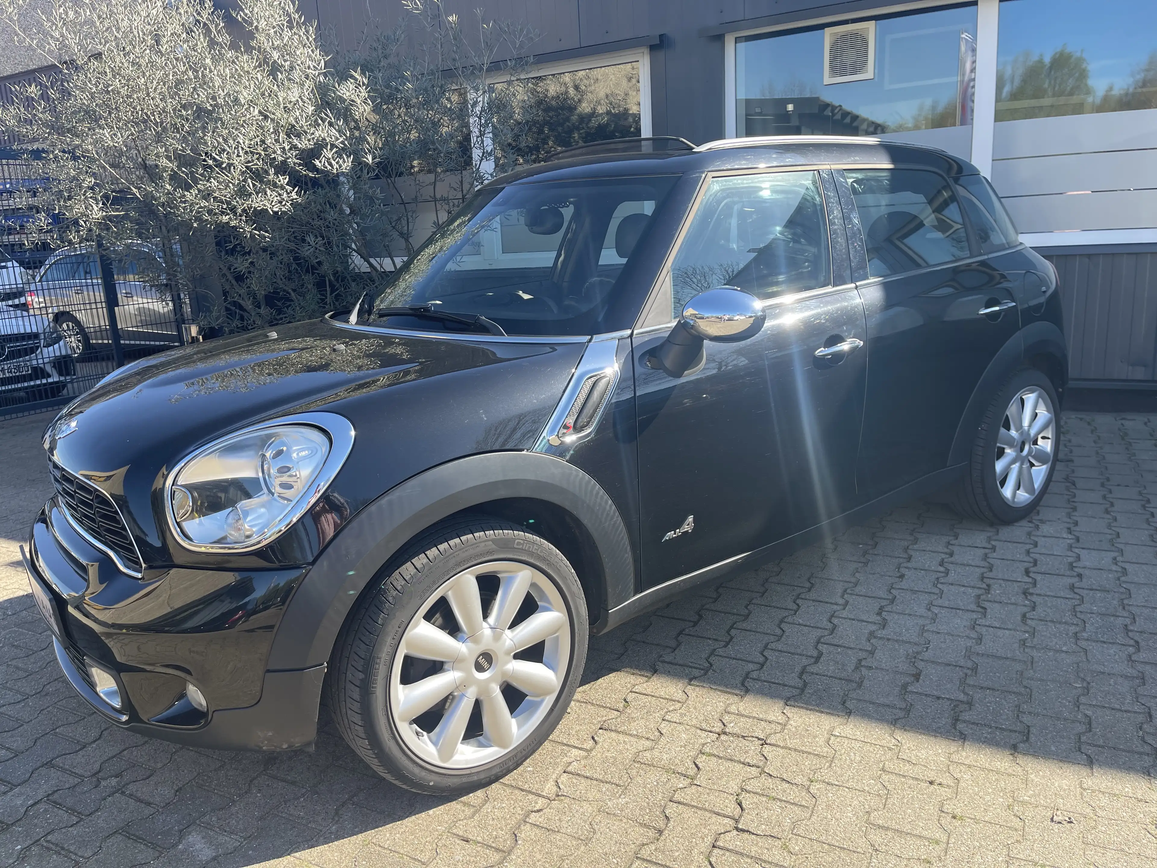 MINI Cooper S Countryman All4 Chili Panorama Navi Xenon Leder Schwarz Top — photo 6