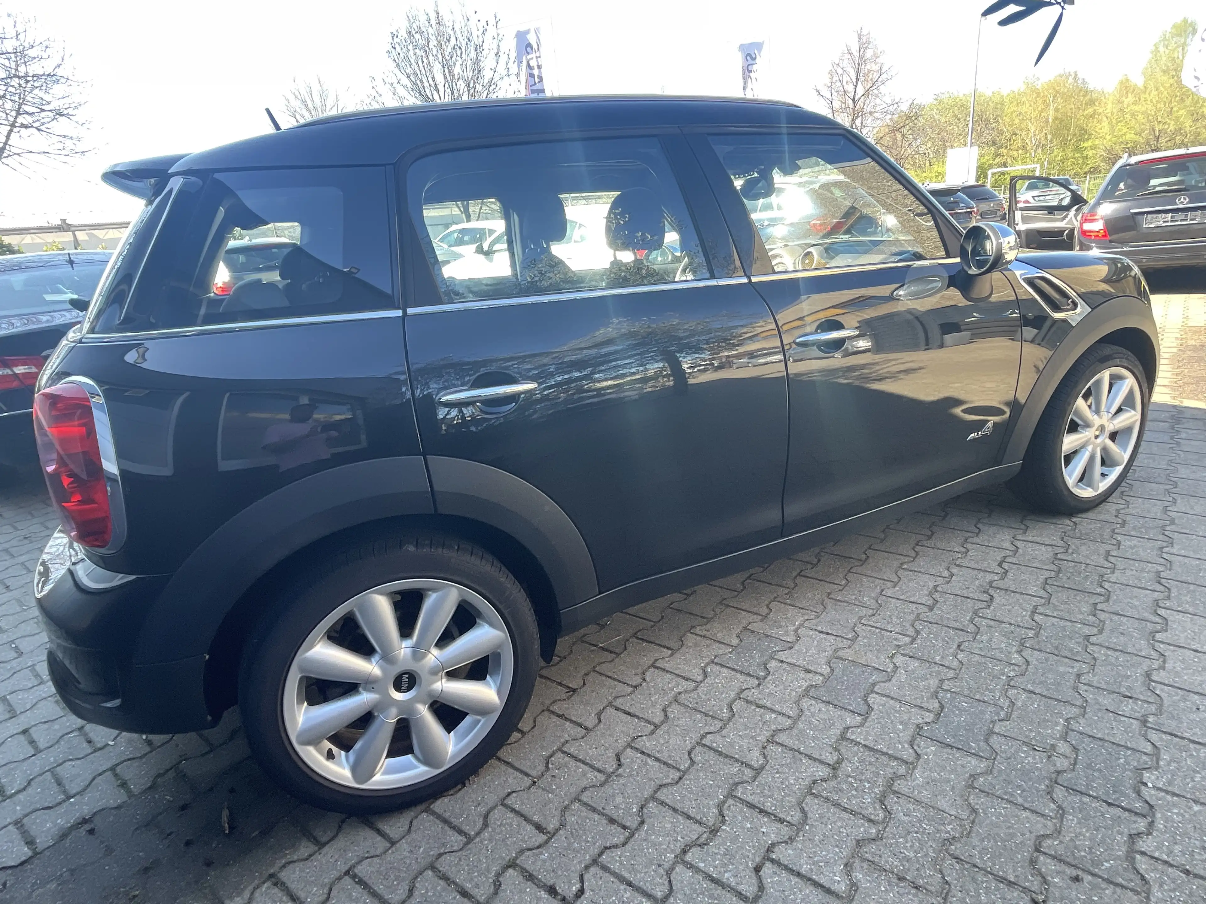 MINI Cooper S Countryman All4 Chili Panorama Navi Xenon Leder Schwarz Top — photo 13