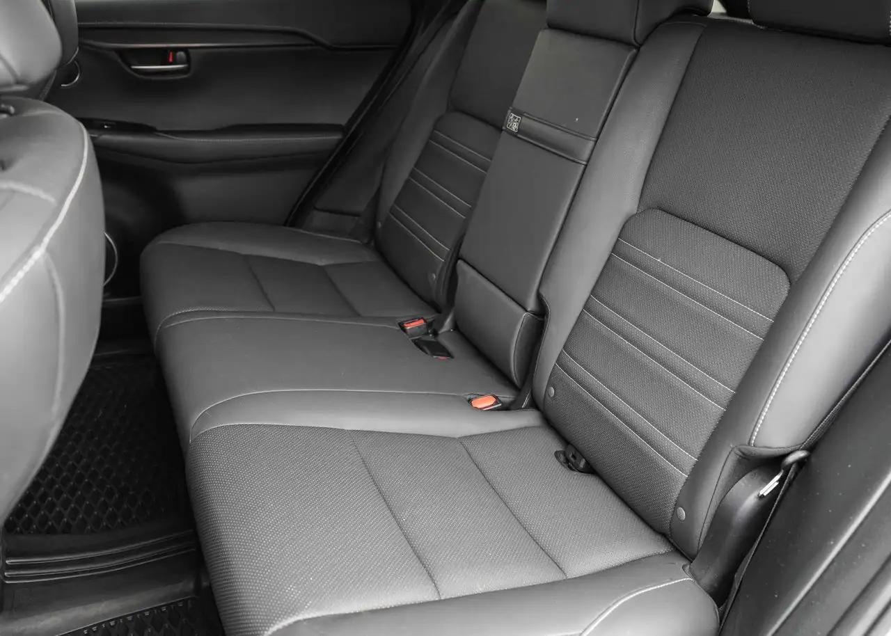 Lexus NX снимка Lexus NX