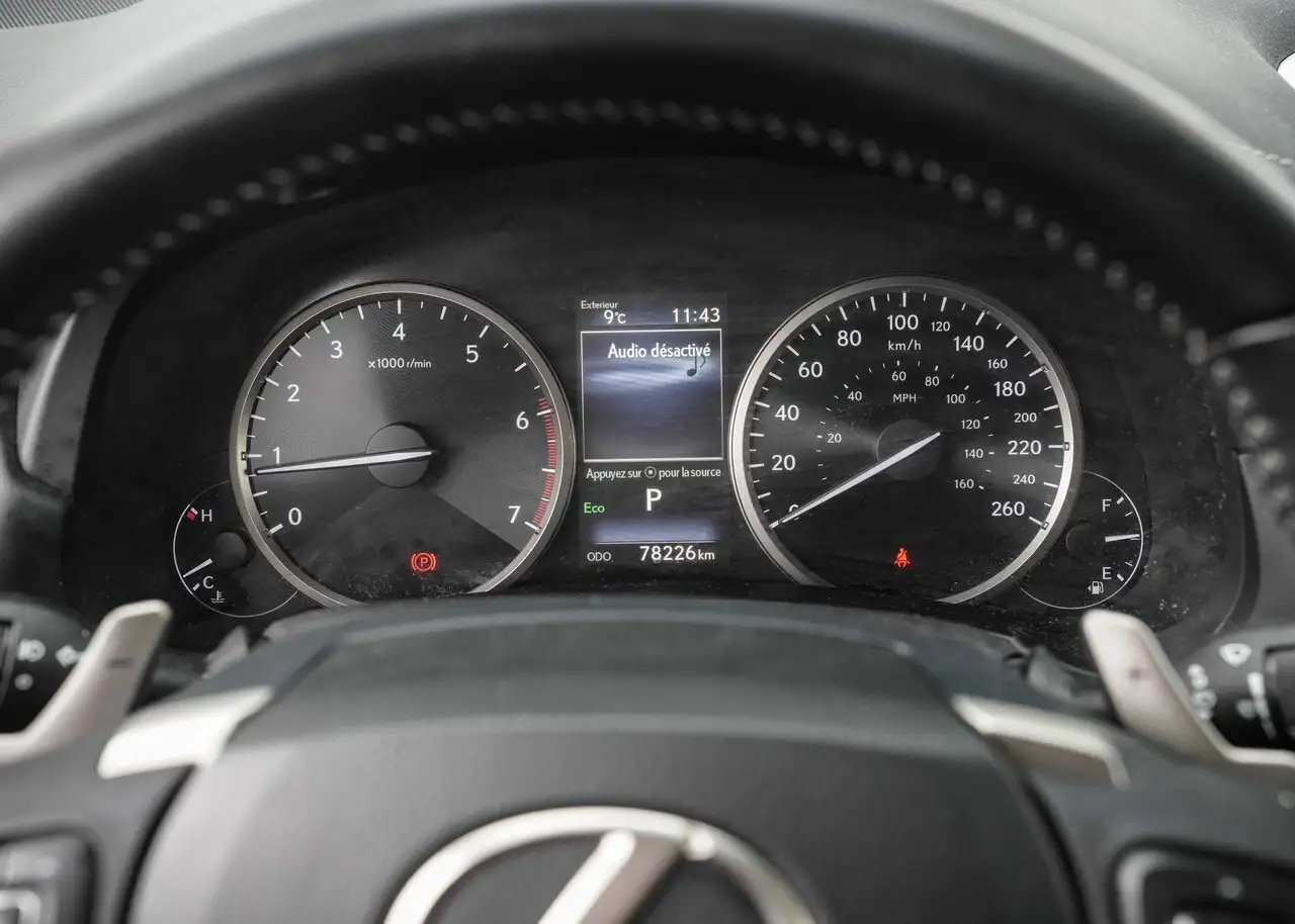 Lexus NX снимка Lexus NX