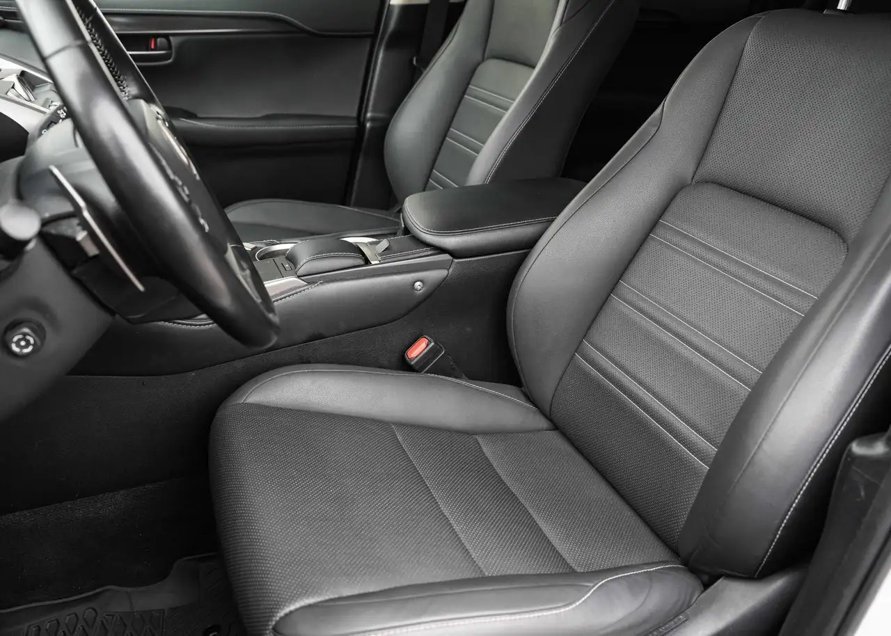 Lexus NX снимка Lexus NX