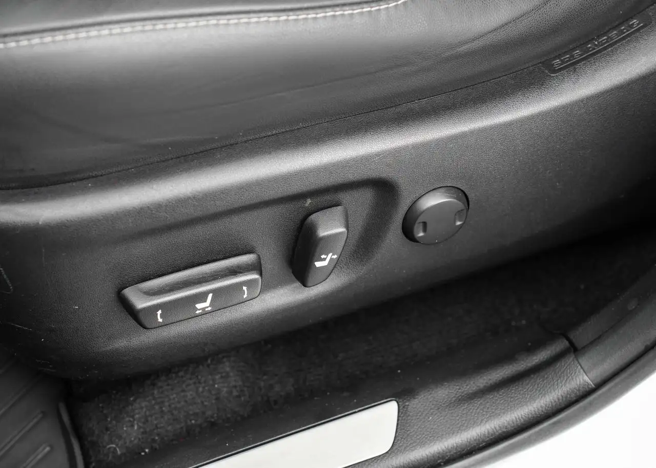 Lexus NX снимка Lexus NX