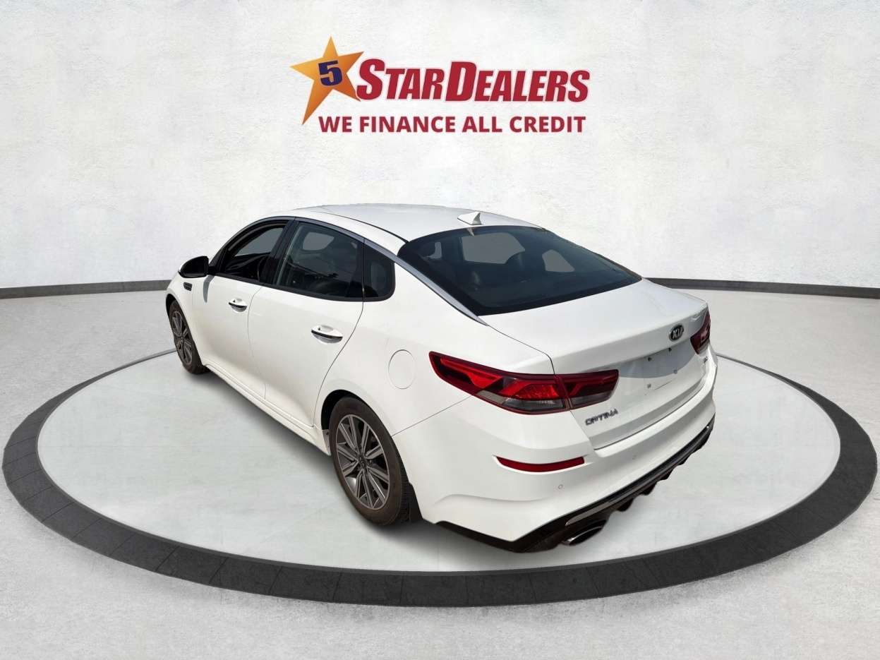 2020 Kia Optima EX — photo 1