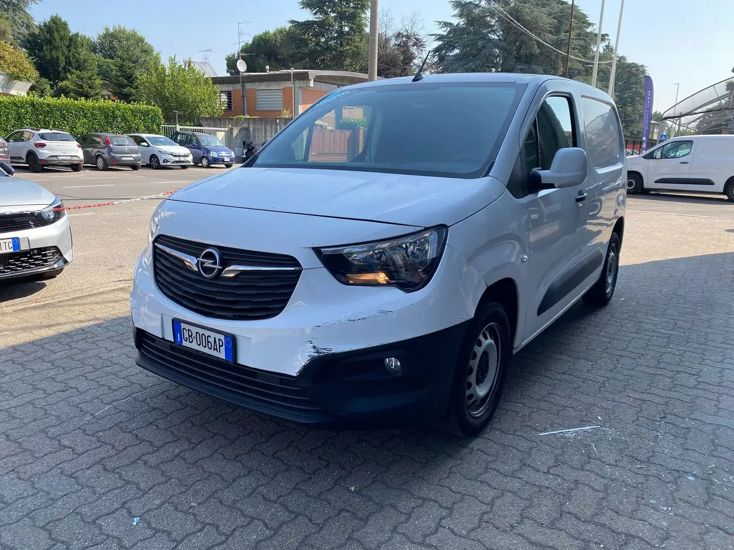 Opel Combo 5ª serie Cargo 1.5 Diesel 130CV S&S PC 650k Weiß - 1