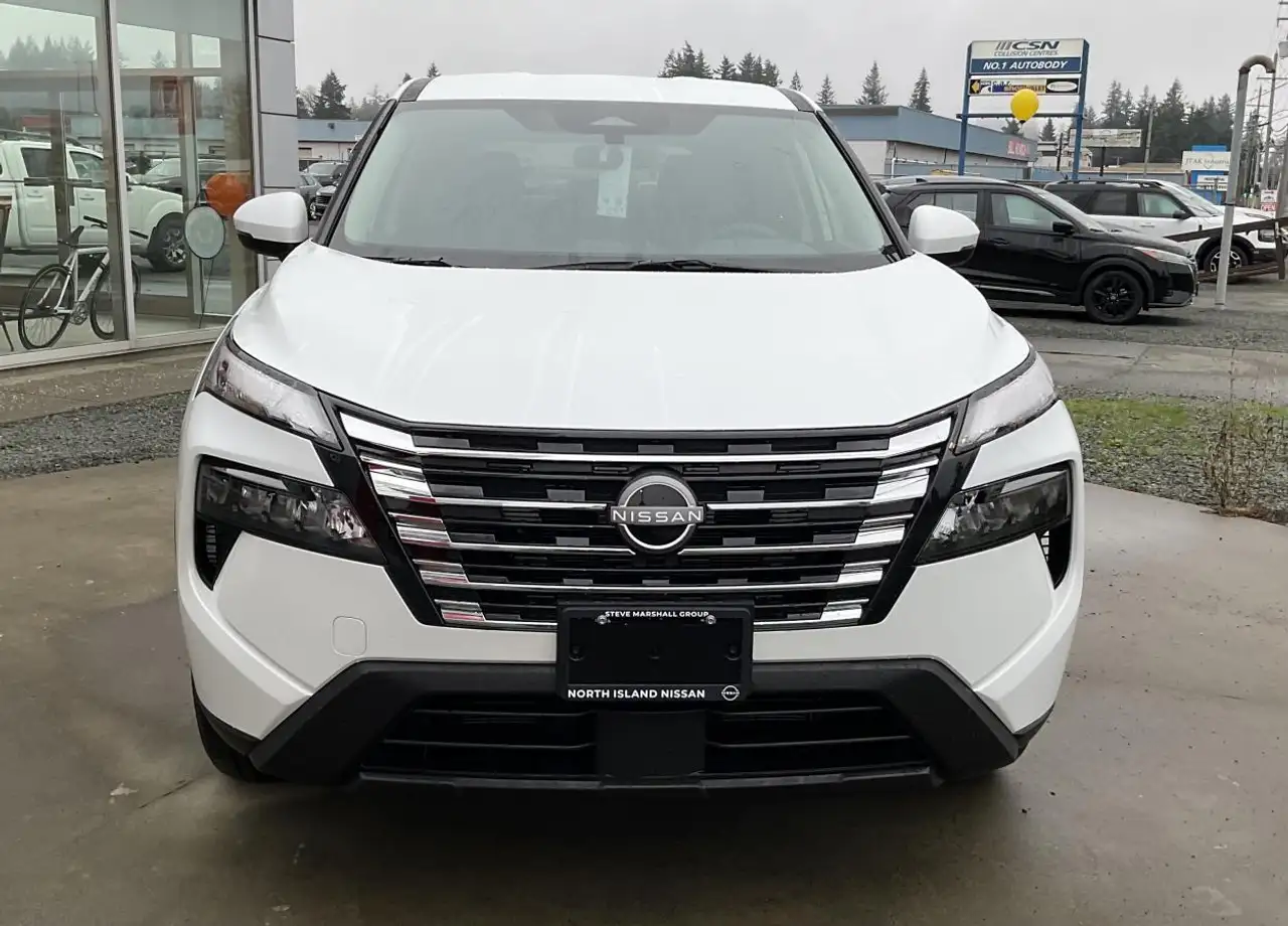 Nissan Rogue снимка Nissan Rogue