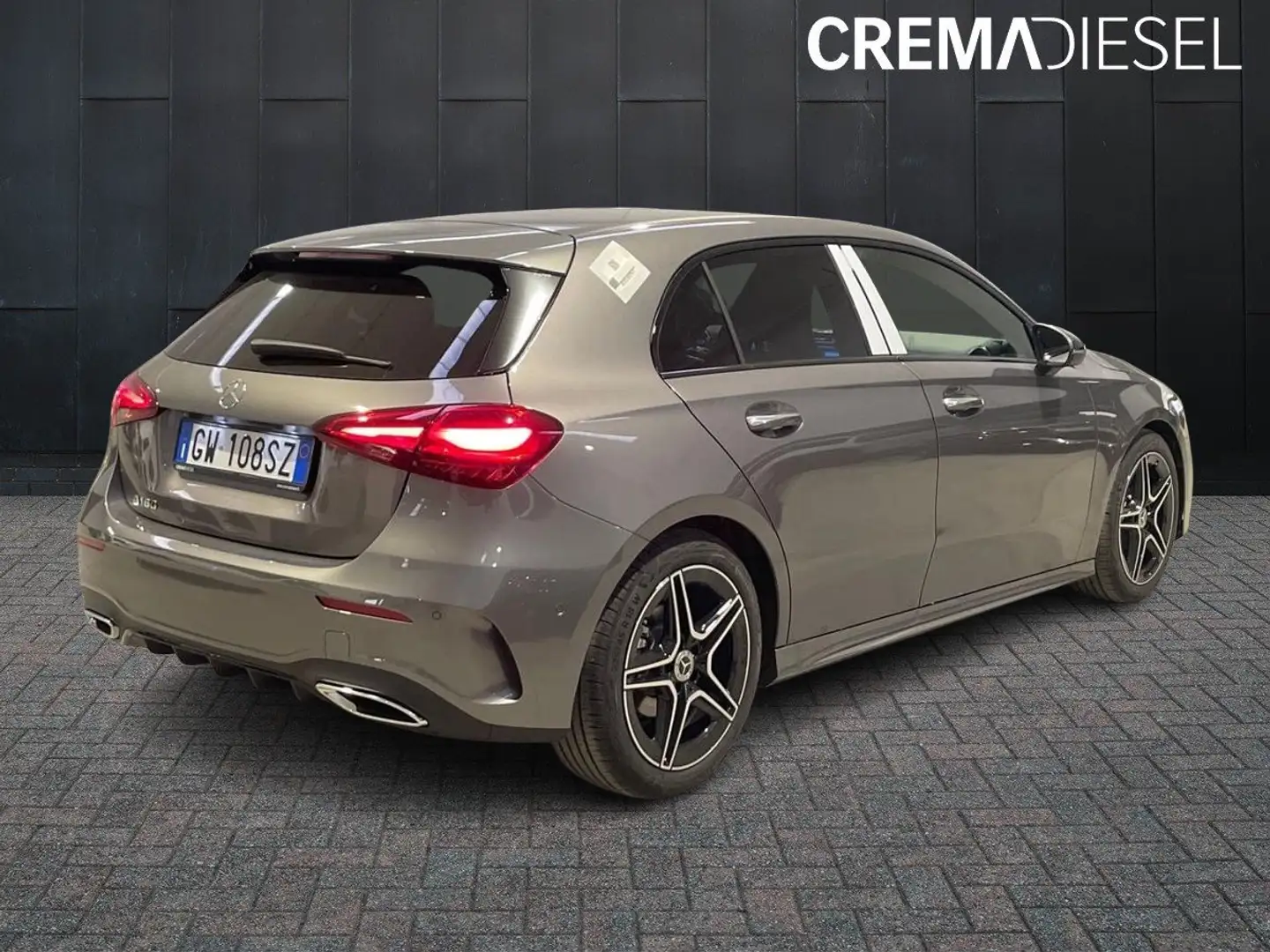 Mercedes-Benz A 180 AMG Line Advanced Plus Auto Gri - 2