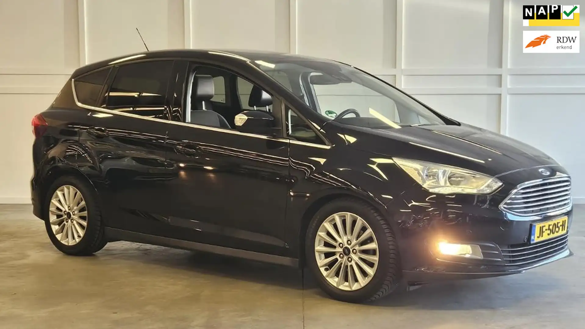 Ford C-Max Titanium / 2015 / Pano / Cruise / Trekhaak / PDC Negro - 1