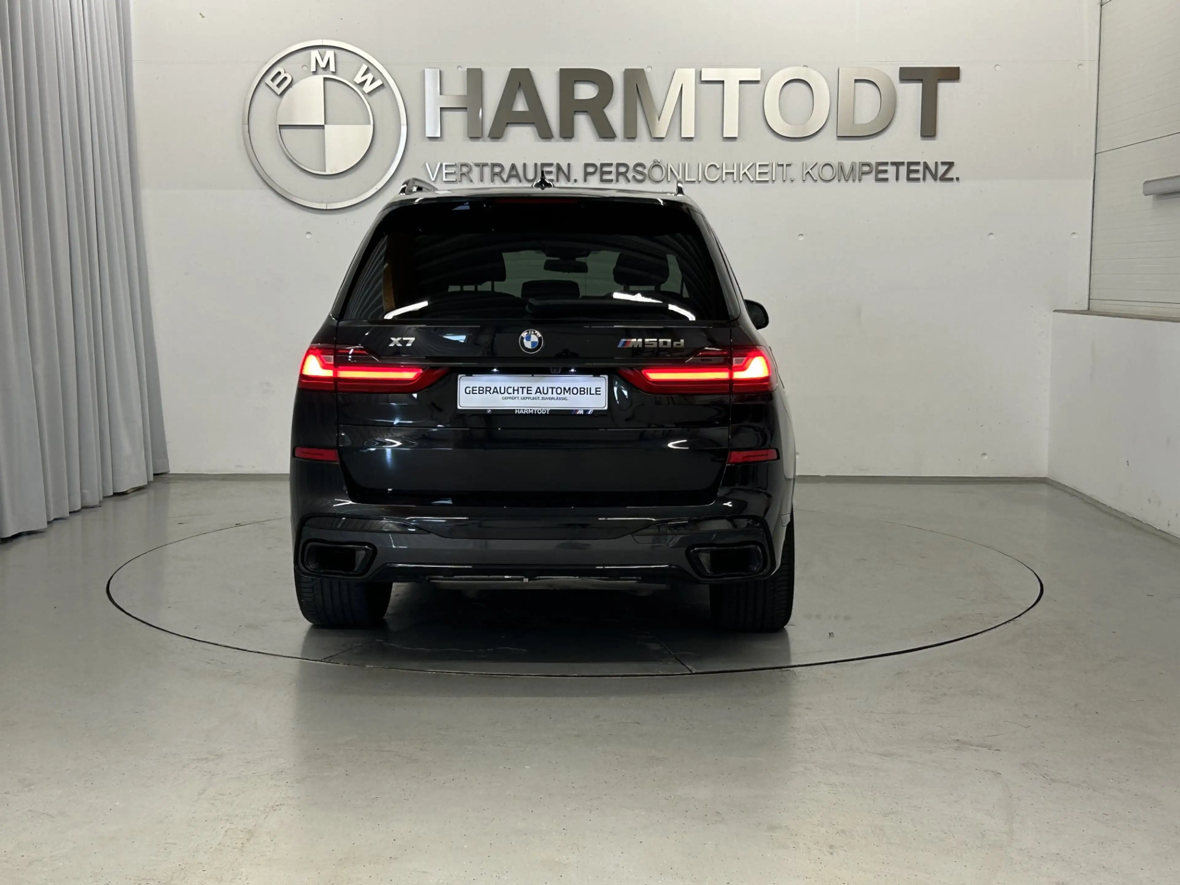 BMW X7 M50d *7-Sitzer / Night-Vision / AHV / Innovationspaket* — photo 5