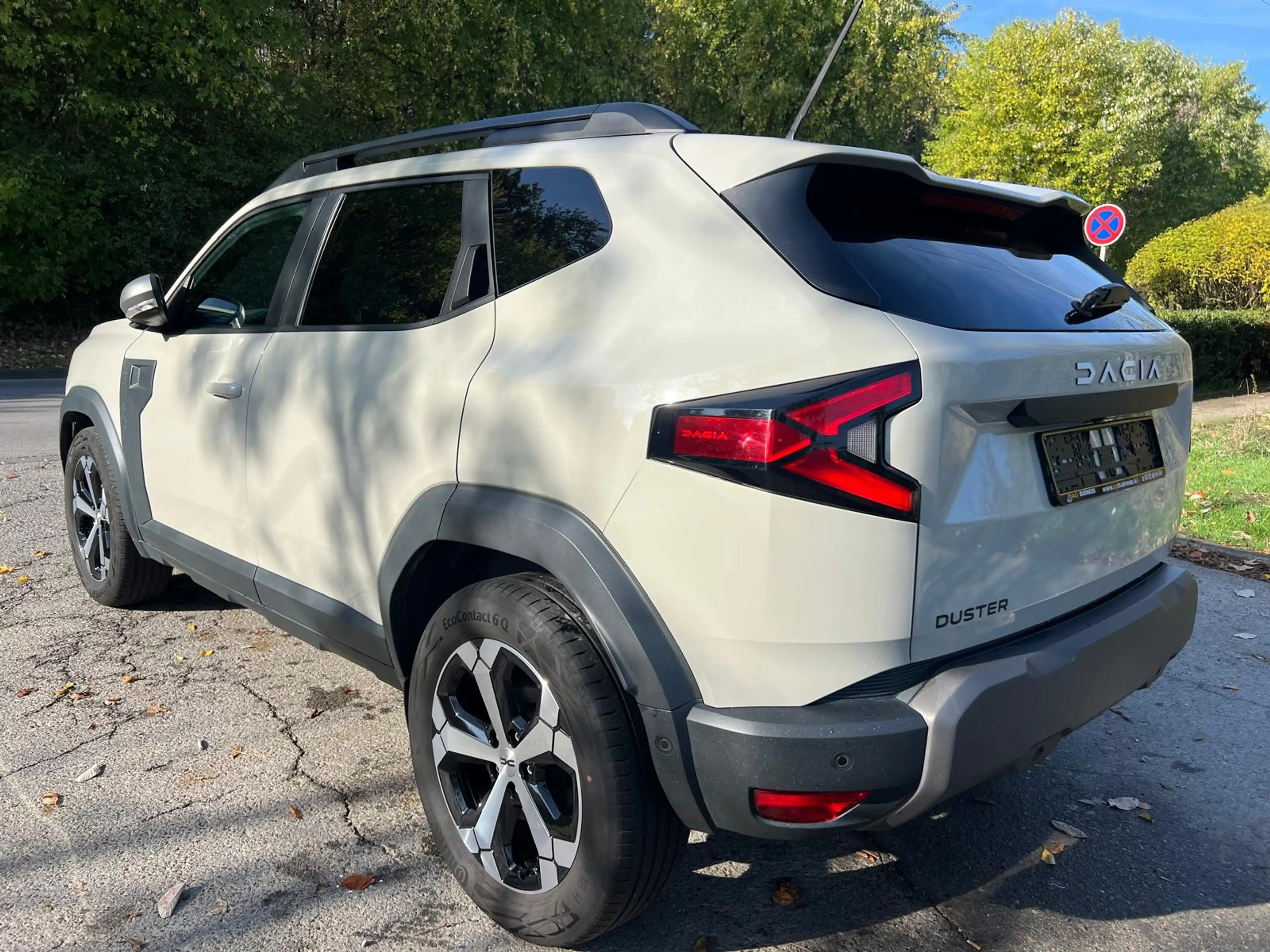 Dacia Duster Duster TCe 90 2WD Essential — photo 8