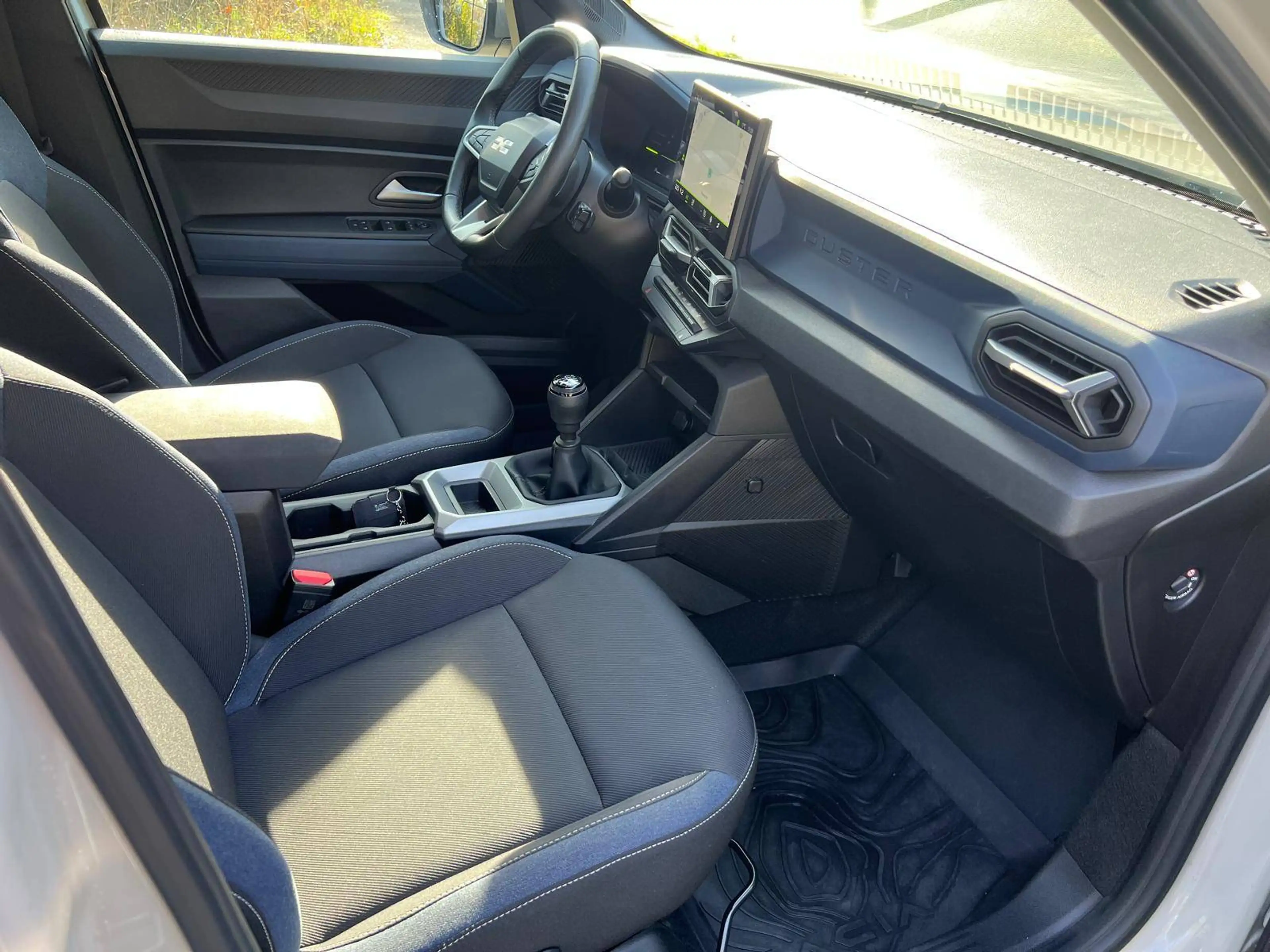Dacia Duster Duster TCe 90 2WD Essential — photo 15